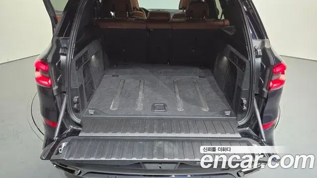 BMW X5 2021 — Şəkil 24/31