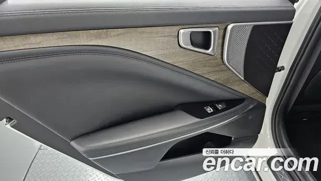 Kia K8 2022 — Şəkil 14/32