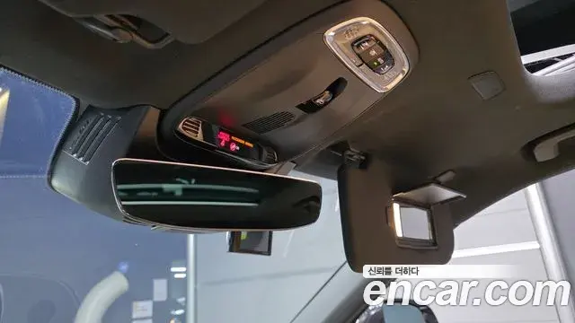 Volvo XC90 2020 — ფოტო 9/31