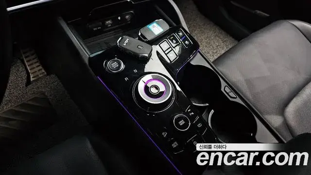 Kia Sportage 2023 — Фото 9/20