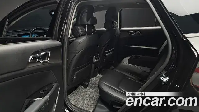 Kia Sportage 2023 — Фото 12/20