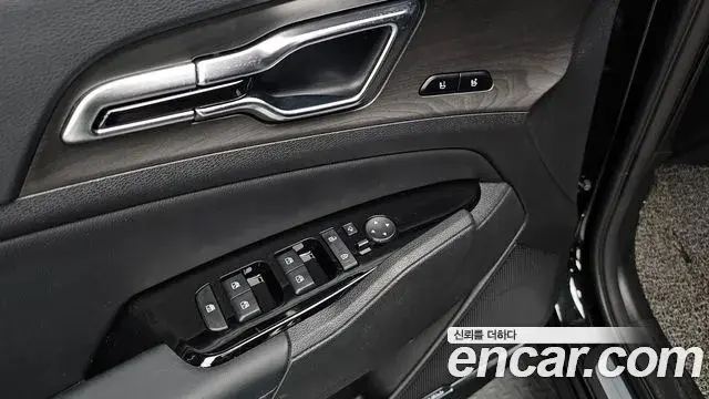 Kia Sportage 2023 — Фото 16/20