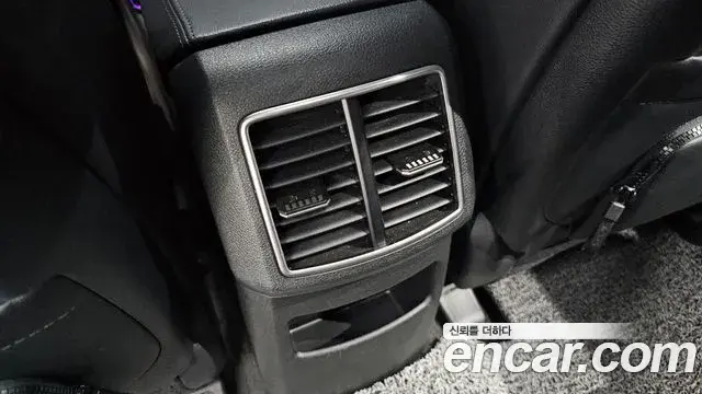 Kia Sportage 2023 — ფოტო 23/34