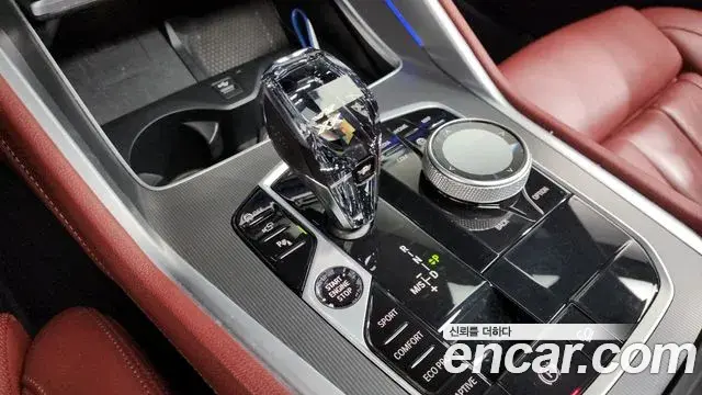 BMW X6 2021 — Photo 17/33