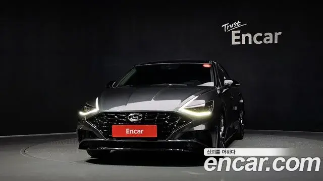 Hyundai Sonata Hybrid 2022 — ფოტო 15/33