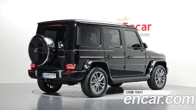 Mercedes-Benz G-Class 2025 — Фото 2/20