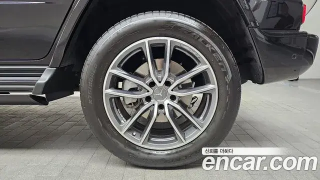 Mercedes-Benz G-Class 2025 — ფოტო 27/30