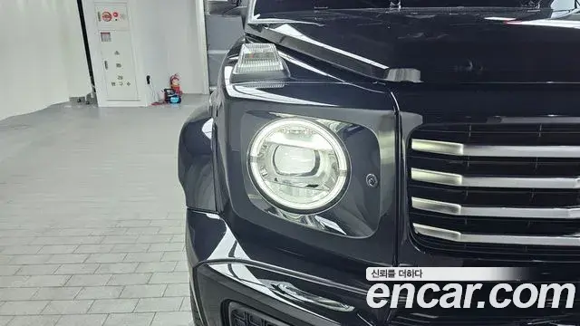 Mercedes-Benz G-Class 2025 — ფოტო 1/30