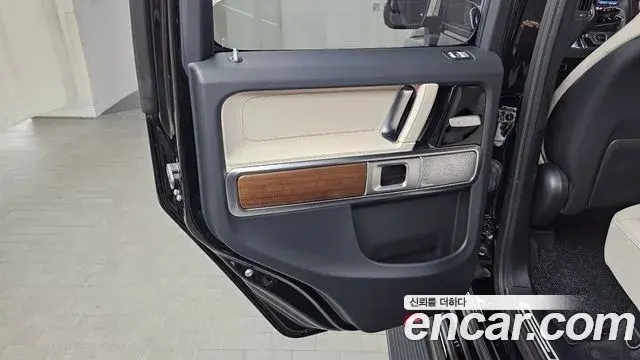 Mercedes-Benz G-Class 2025 — ფოტო 30/30