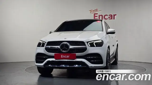 Mercedes-Benz GLE-Class 2021 — Şəkil 9/40
