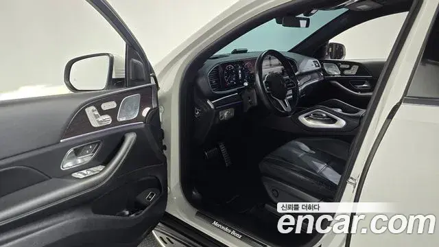 Mercedes-Benz GLE-Class 2021 — Şəkil 38/40