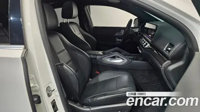 Mercedes-Benz GLE-Class 2021 — Şəkil 33/40