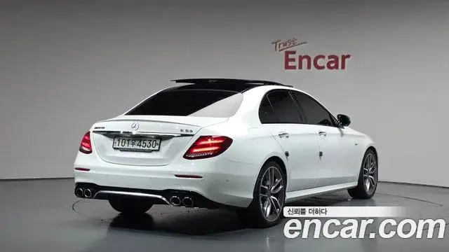 Mercedes-Benz E-Class 2019 — Фото 2/20