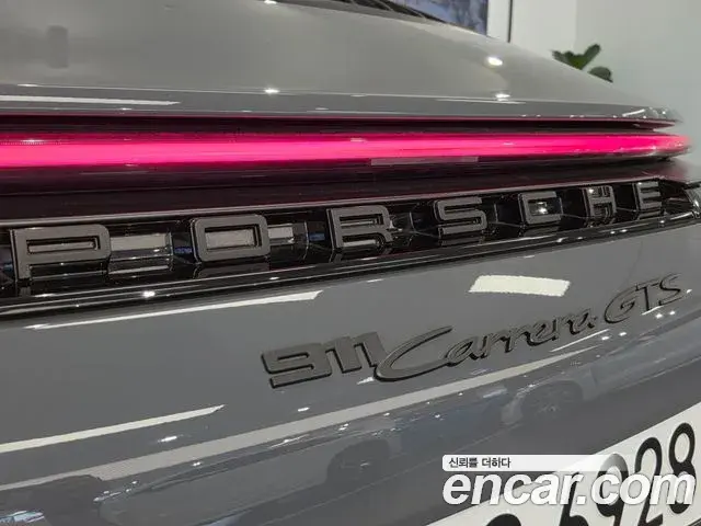 Porsche 911 2025 — Şəkil 10/20