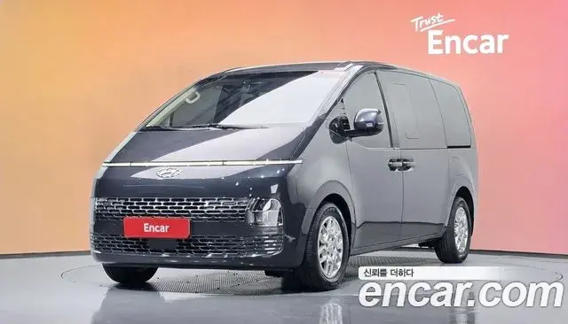 Hyundai Staria 2022 — Photo 22/31