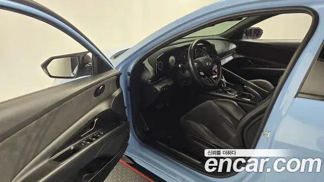 Hyundai The New Avante Hybrid 2021 — ფოტო 30/35