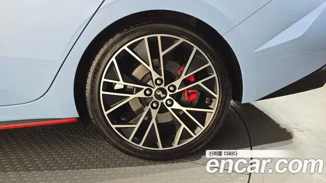 Hyundai The New Avante Hybrid 2021 — ფოტო 4/35