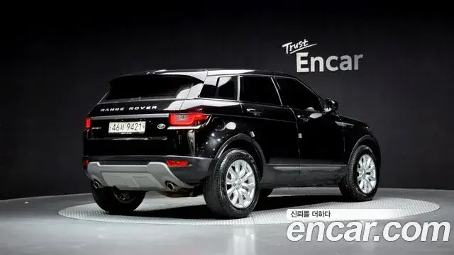 Land Rover Range Rover Evoque 2019 — ფოტო 18/35