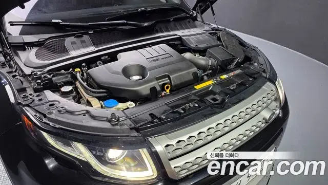 Land Rover Range Rover Evoque 2019 — ფოტო 12/35