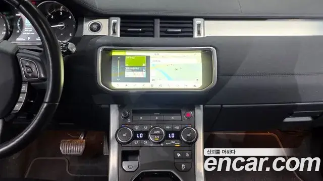 Land Rover Range Rover Evoque 2019 — ფოტო 17/35