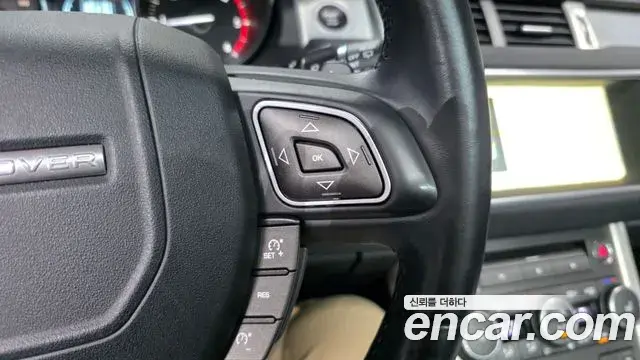 Land Rover Range Rover Evoque 2019 — ფოტო 33/35