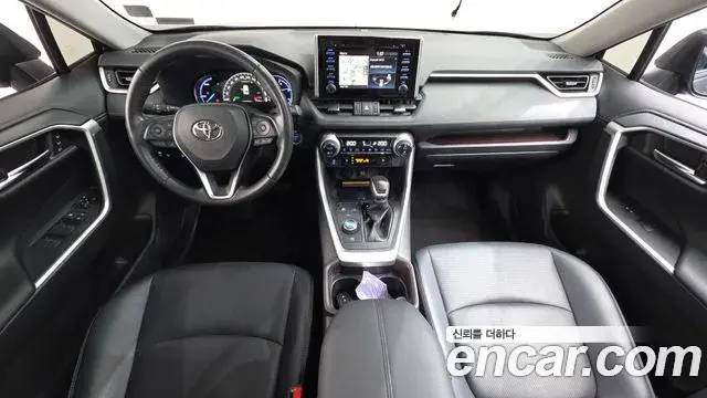 Toyota RAV4 2019 — Фото 7/20