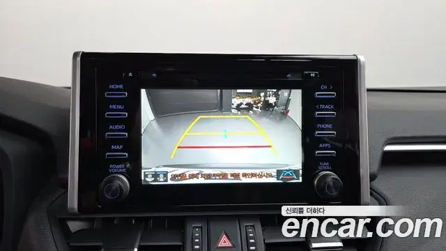 Toyota RAV4 2019 — Фото 15/20