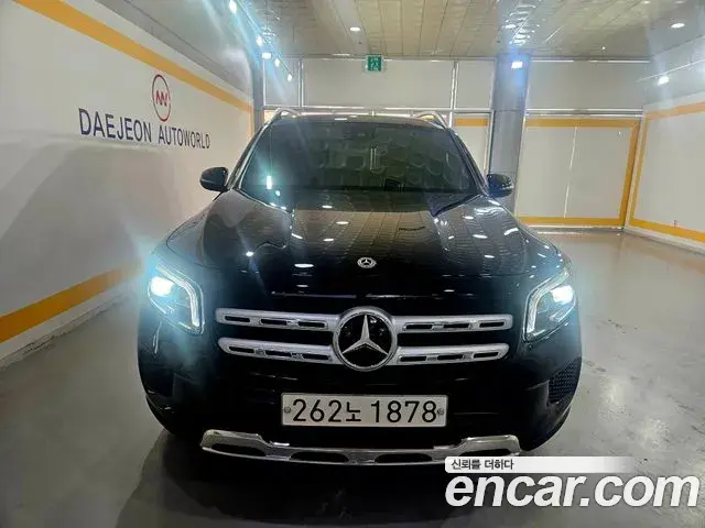 Mercedes-Benz GLB-Class 2020 — Şəkil 2/20