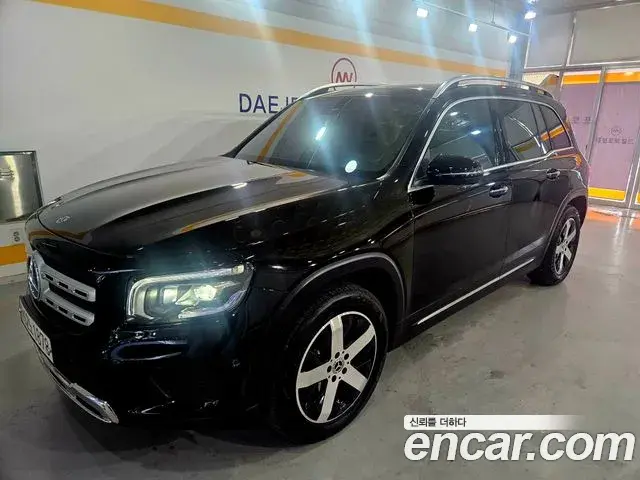 Mercedes-Benz GLB-Class 2020 — Şəkil 11/20