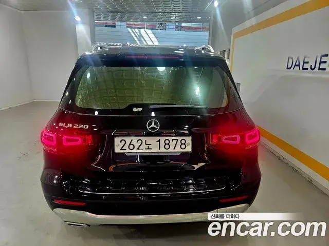 Mercedes-Benz GLB-Class 2020 — Şəkil 12/20