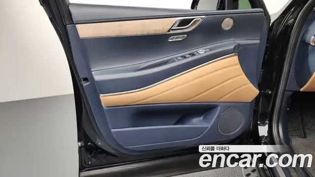 Genesis GV80 2021 — Şəkil 21/36