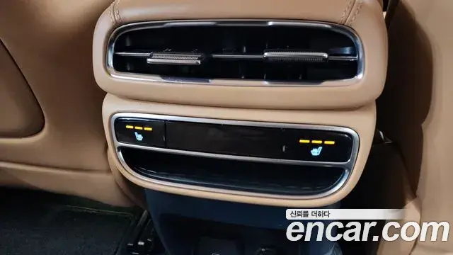 Genesis GV80 2021 — Şəkil 25/36