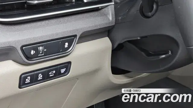 Kia Carnival 2025 — ფოტო 4/34