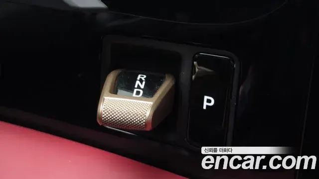 Porsche Taycan 2021 — Photo 17/36