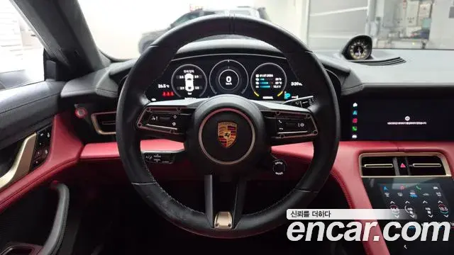 Porsche Taycan 2021 — Photo 31/36
