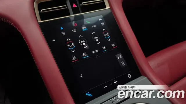 Porsche Taycan 2021 — Photo 36/36