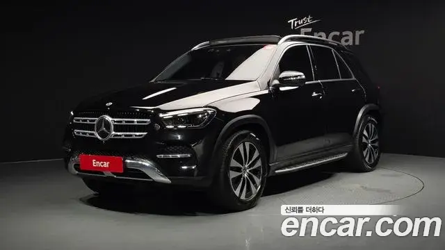 Mercedes-Benz GLE-Class 2023 — ფოტო 41/43