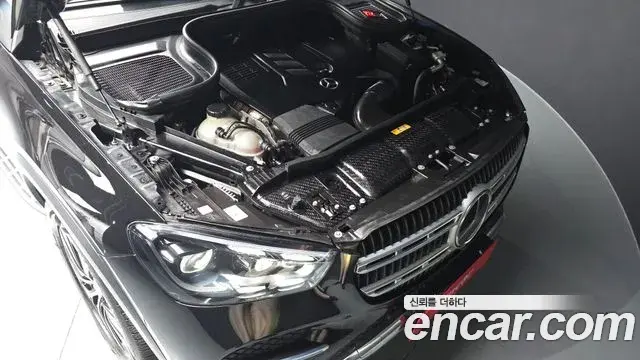 Mercedes-Benz GLE-Class 2023 — ფოტო 1/43