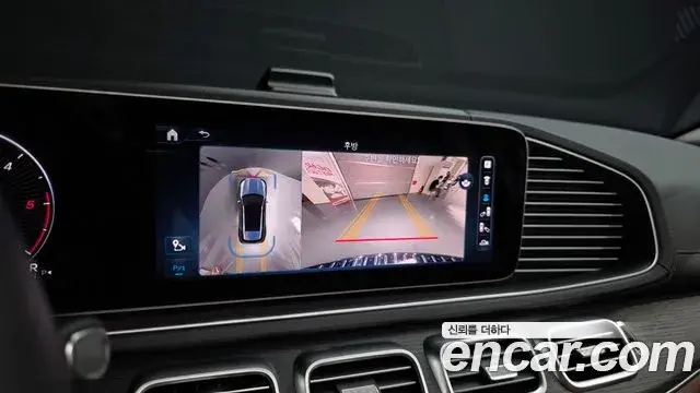 Mercedes-Benz GLE-Class 2023 — ფოტო 15/43
