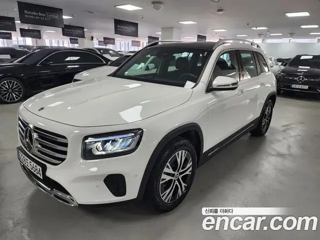 Mercedes-Benz GLB-Class 2025 — Photo 1/9