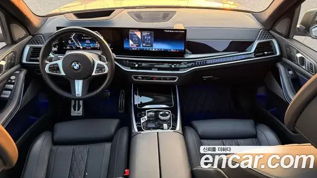 BMW X7 2023 — Фото 5/17