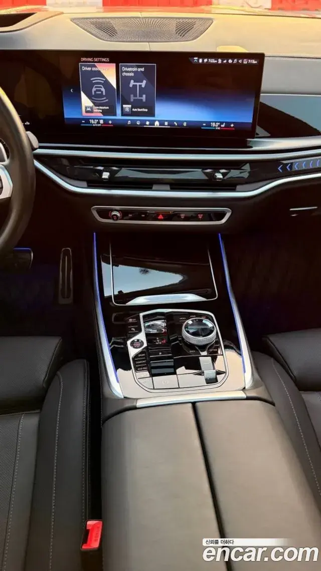 BMW X7 2023 — Фото 6/17