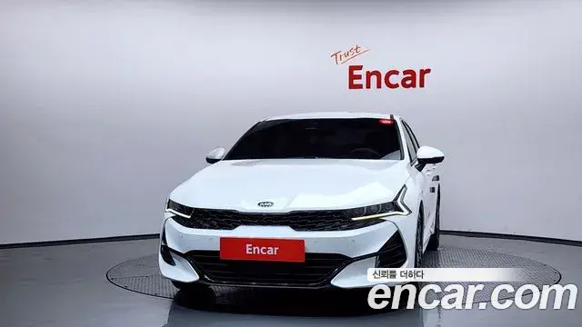 Kia K5 2021 — Photo 3/33