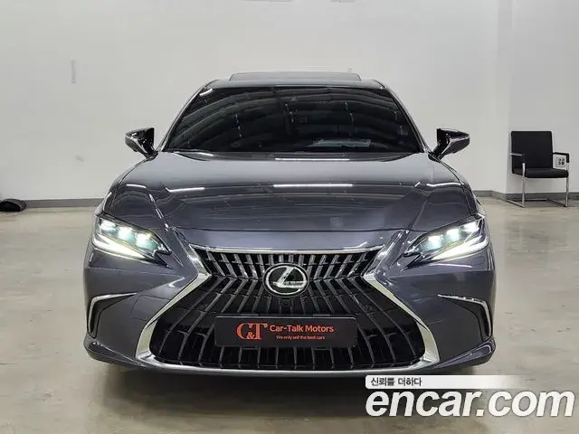 Lexus ES300h 2023 — Şəkil 20/20