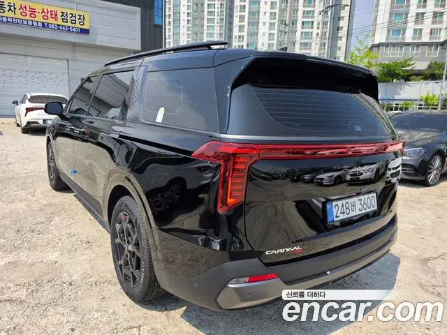Kia Carnival 2025 — ფოტო 5/20