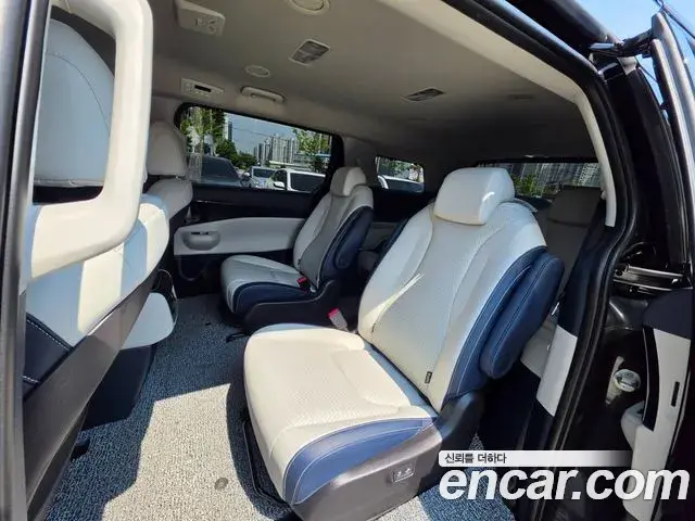 Kia Carnival 2025 — ფოტო 11/20