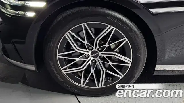 Genesis G90 2022 — Şəkil 19/20