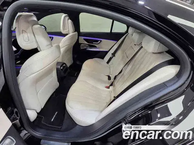 Mercedes-Benz E-Class 2025 — ფოტო 11/20