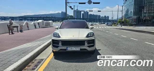 Porsche Cayenne 2024 — Şəkil 17/19