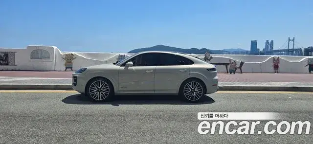 Porsche Cayenne 2024 — Şəkil 4/19